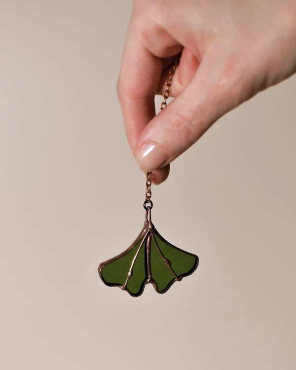 ginkgo-nintai-pendentif-main-vert Vitrail Pendentif Ginkyo Nintai vert